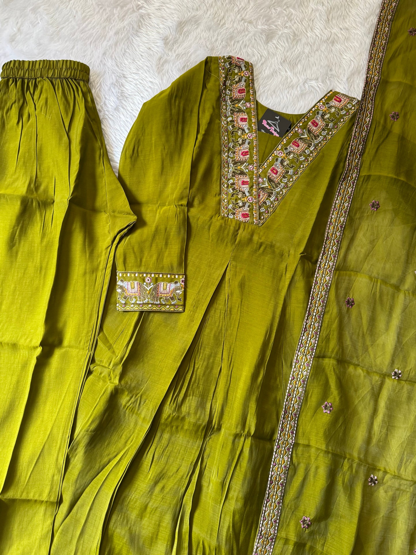 MD-161 super soft tubby silk article with heavy hend work
