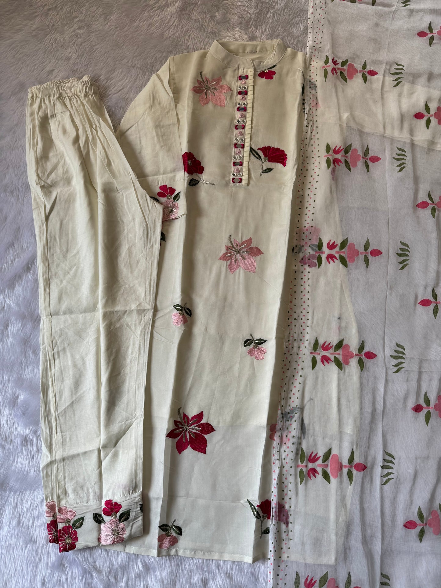 MD-109 pure silk cotton base article with original mirror work