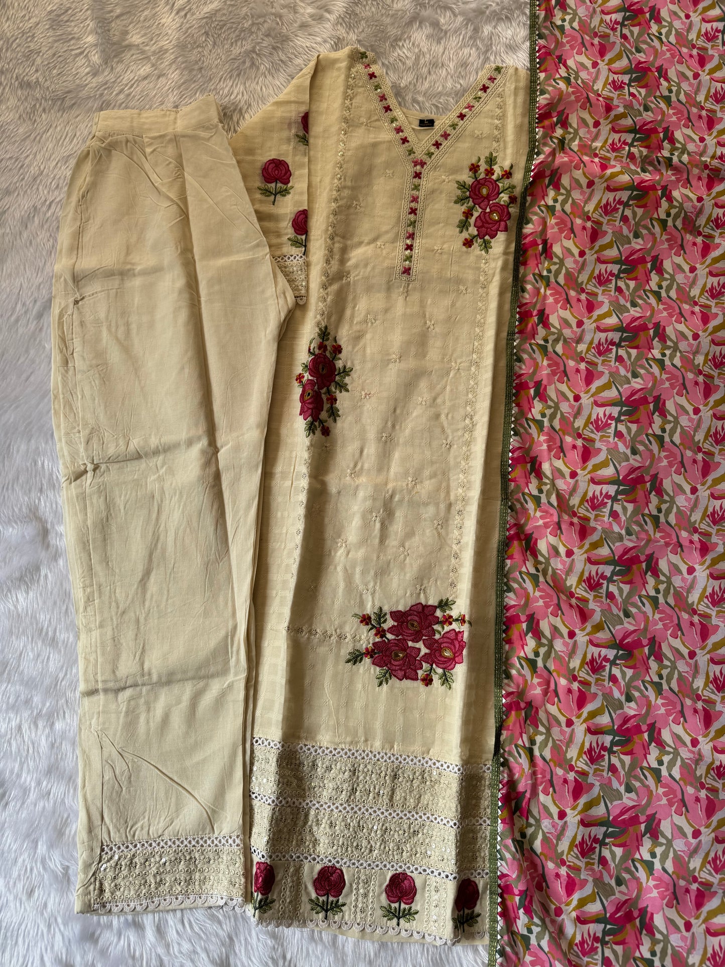 MD-154 Pure khadi cotton design with chikankari work