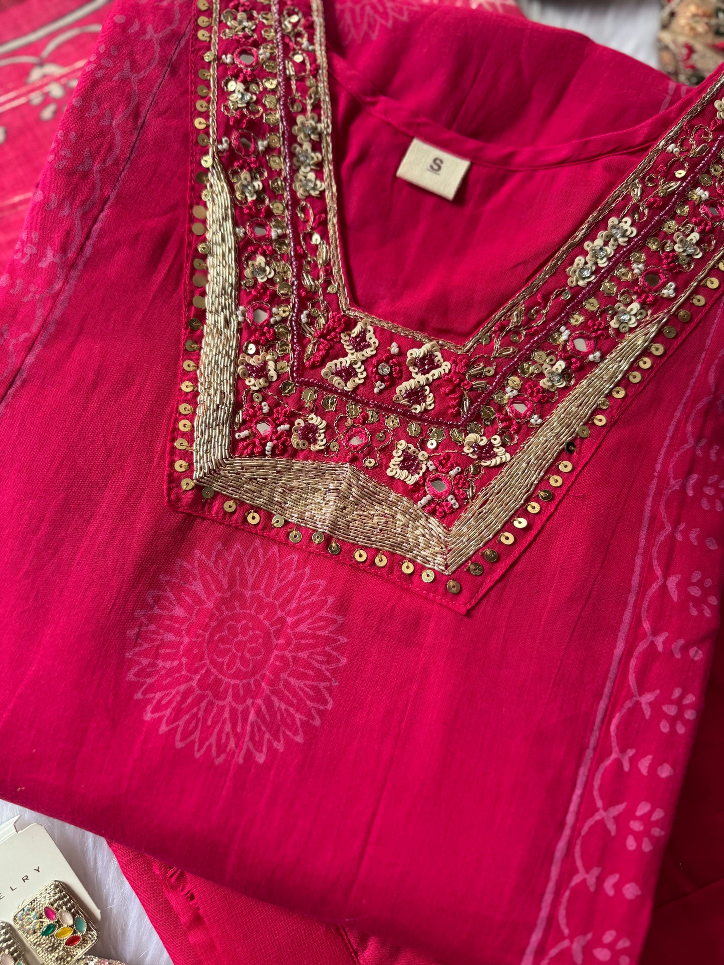 MD-132 Simple cotton article with hend jardoshi work