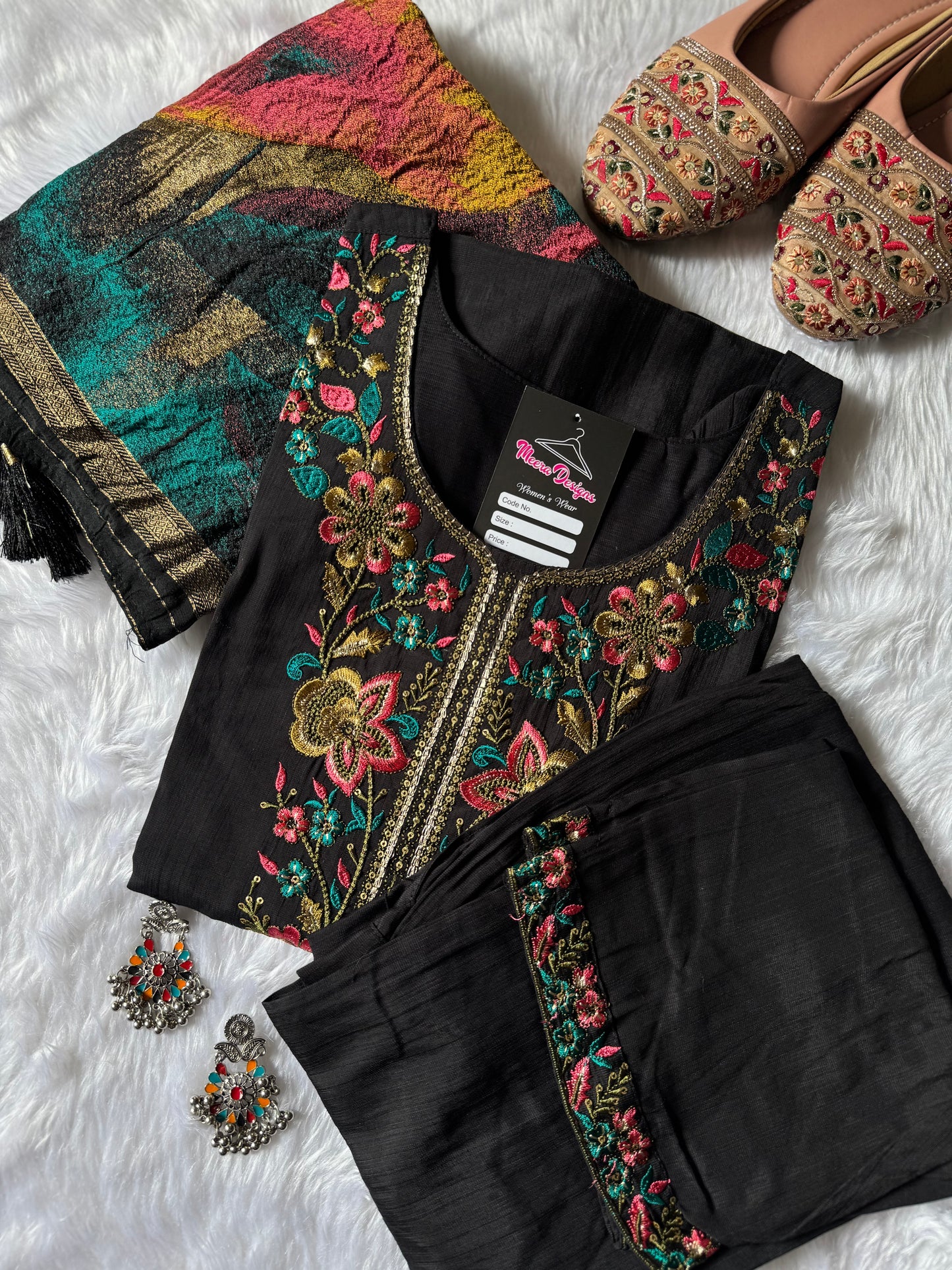 MD-185 Brighten up your ethnic wardrobe with this vibrant 3 Colour kurta set, adorned with intricate floral embroidery on the neckline — a perfect blend of elegance and tradition! 🌼✨