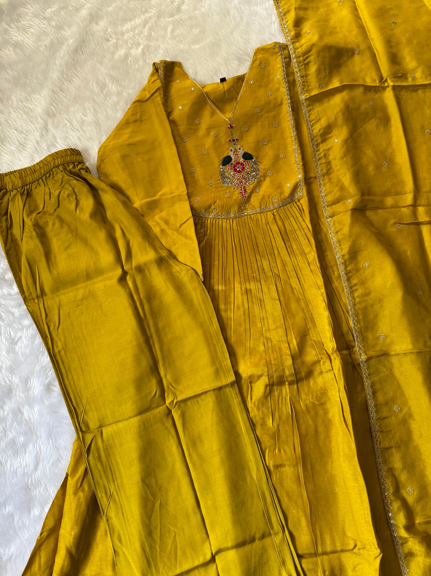 MD-145 Pure Dola silk article with plaza in bottom