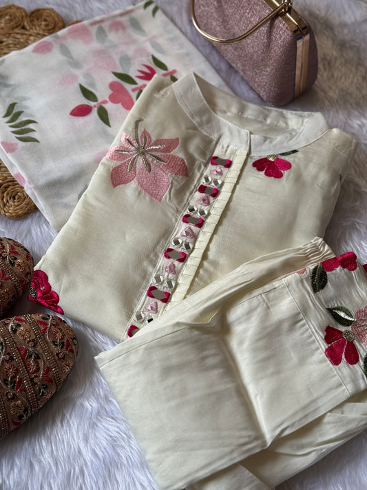 MD-109 pure silk cotton base article with original mirror work