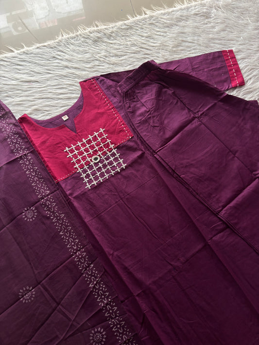 MD-252 "Deep plum hues and delicate hand-embroidery. A perfect blend of traditional craftsmanship and modern comfort for your everyday grace."