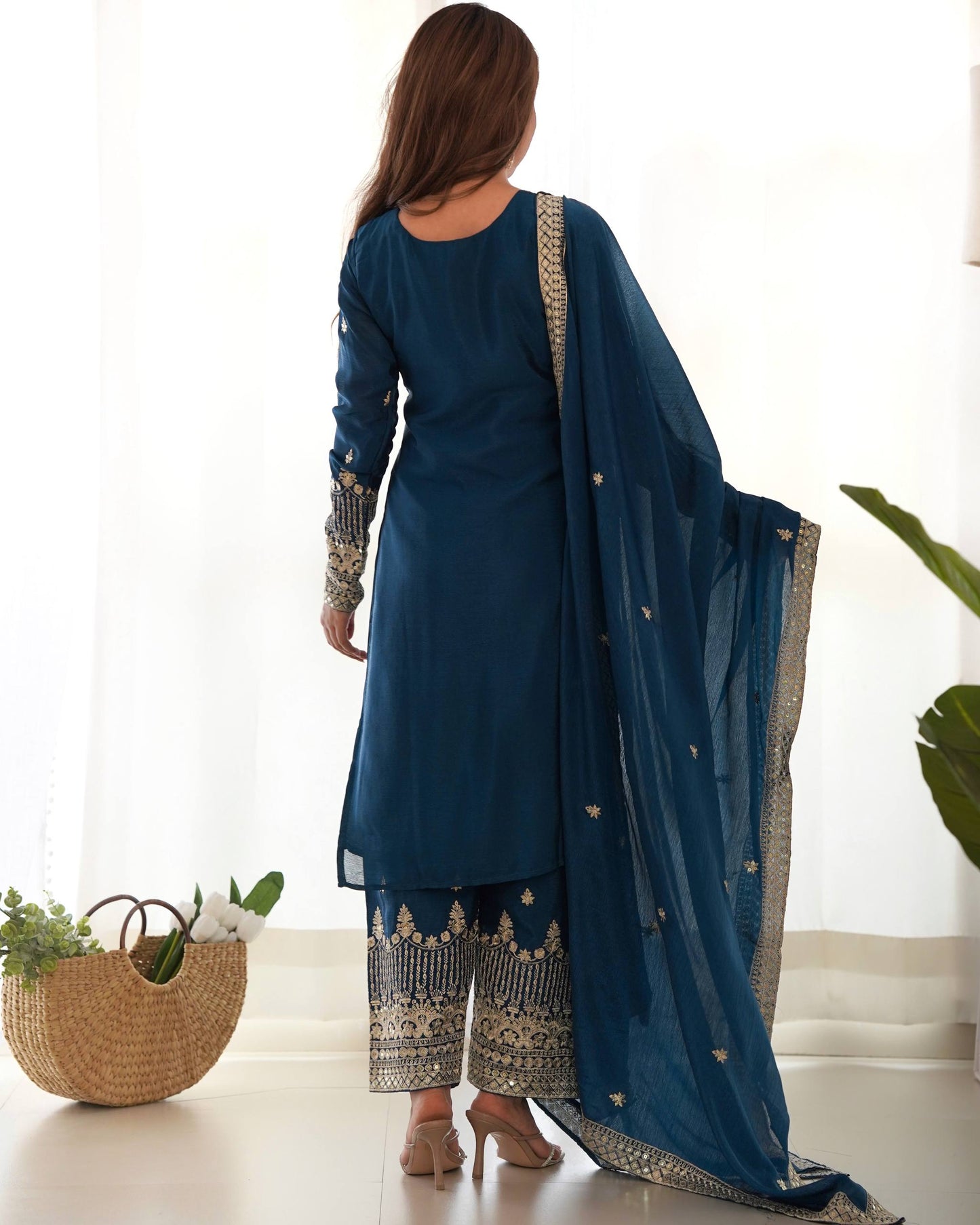 MD-244 *REGISTERED TM PATENTED BY OWNER*
*This colourfull & fresh look outfit is perfect for upcoming festivities and weddings which provides you more comfort and style*