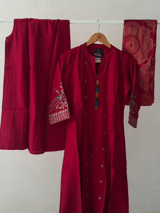 MD-156 premium center cut article with embroidery thread work and pure banarasi dupatta