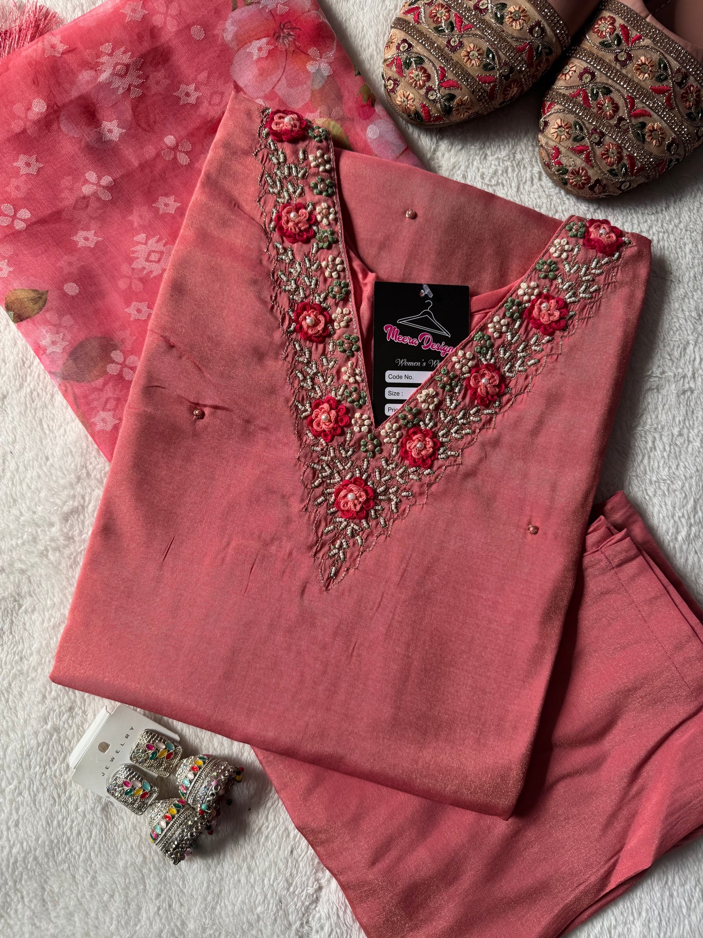 MD - 119 presenting premium tissue silk design with supur soft romen silk article
