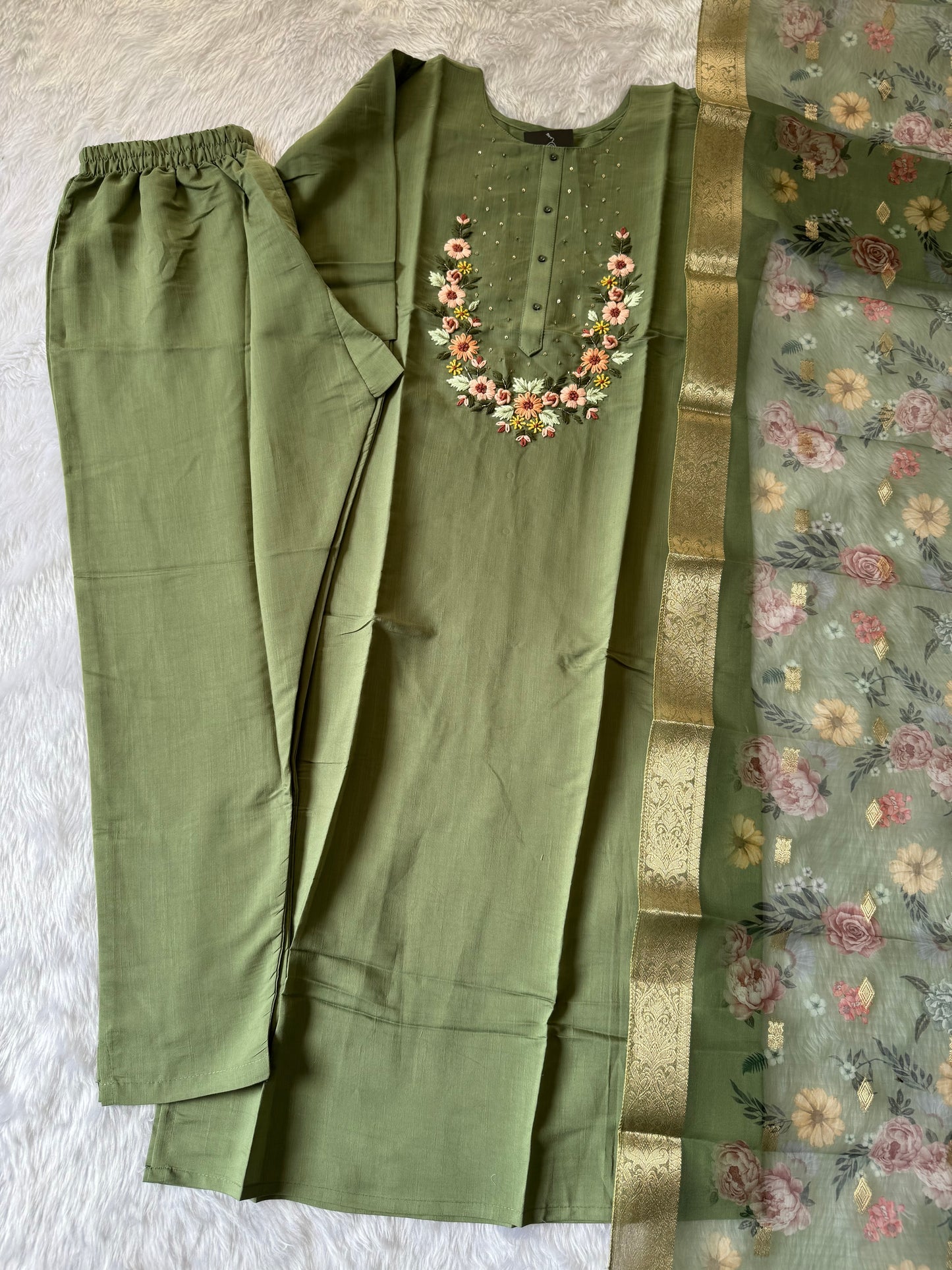 MD-150 Silk Cotton base with hand thread work
