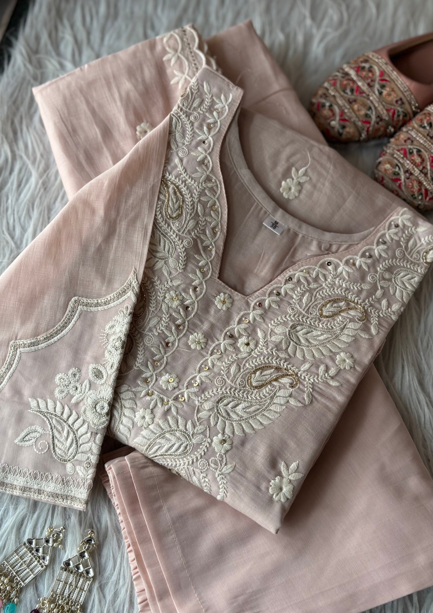 MD-269 Pastel perfection with intricate handwork 💫
A timeless kurti for your graceful look ✨