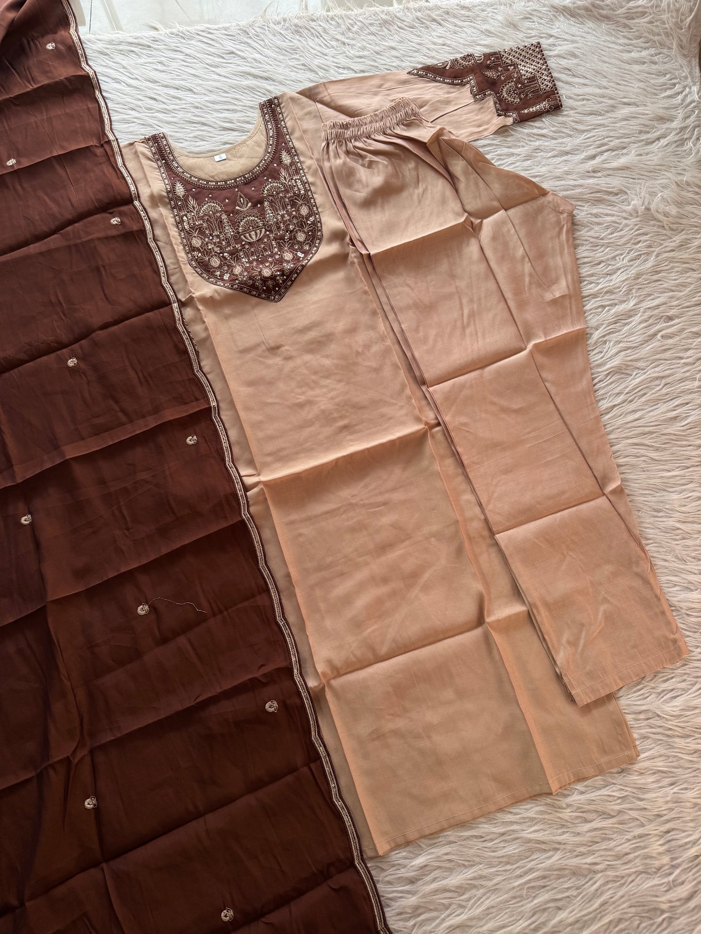 MD-278 premium kurta set embroidery and hend work
