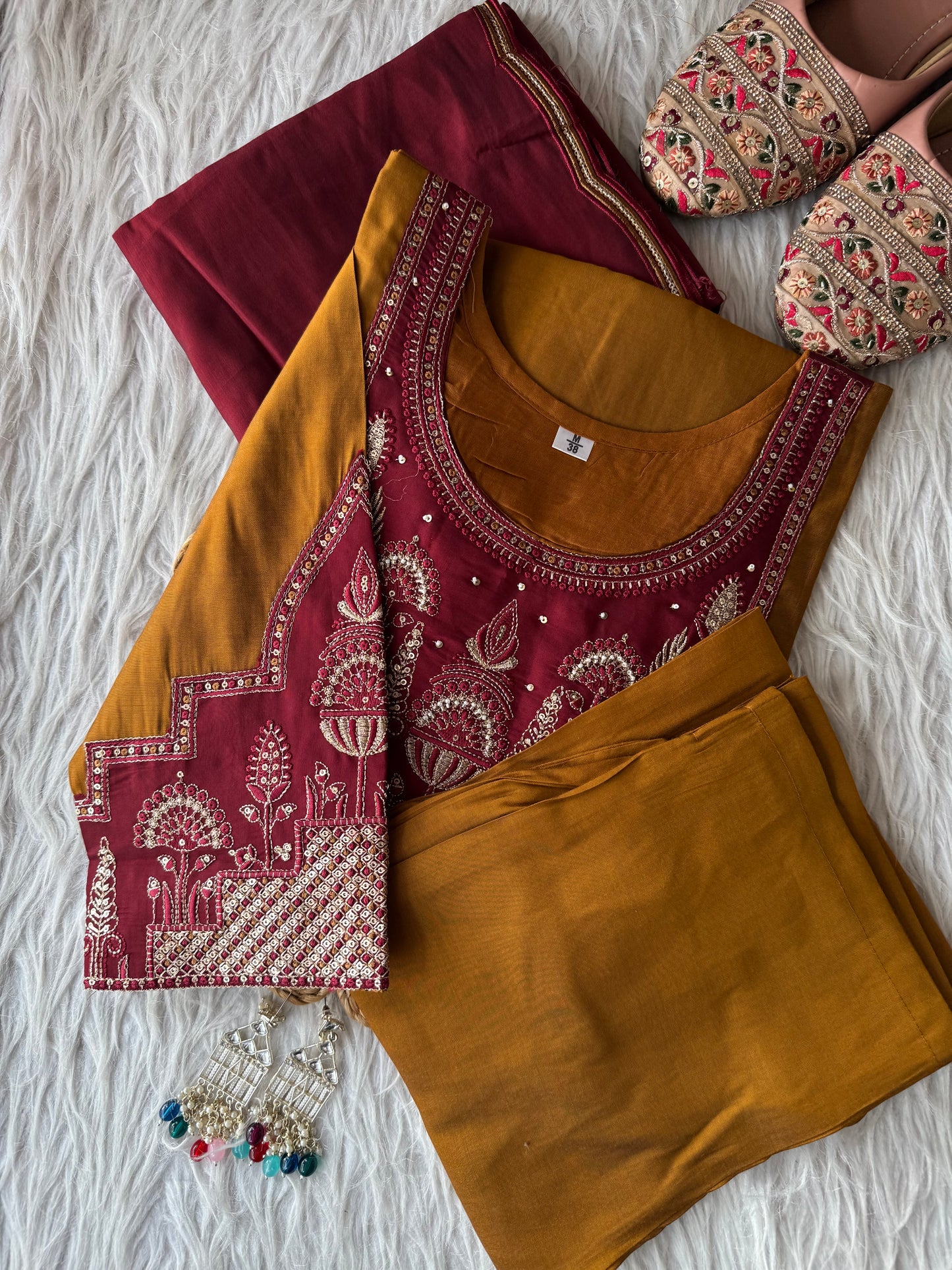 MD-278 premium kurta set embroidery and hend work