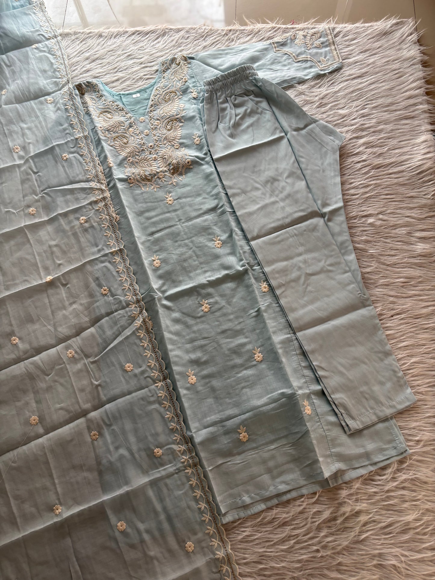 MD-269 Pastel perfection with intricate handwork 💫
A timeless kurti for your graceful look ✨