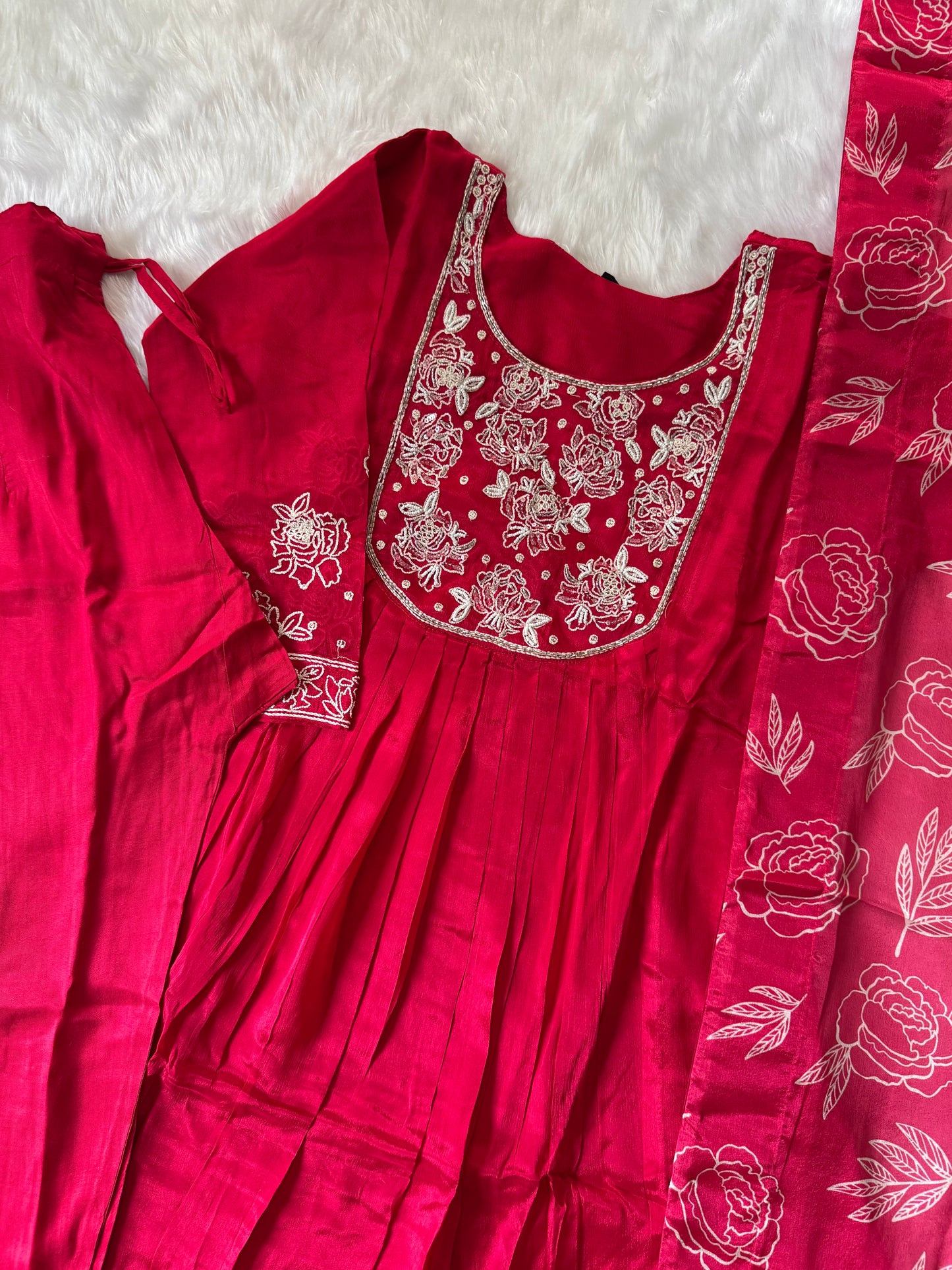 MD-108 pure natural crepe base article with super soft dupatta