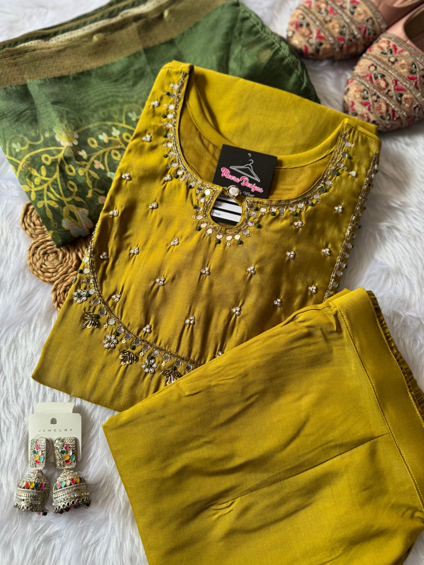 MD-151 Super trending design for special occasion