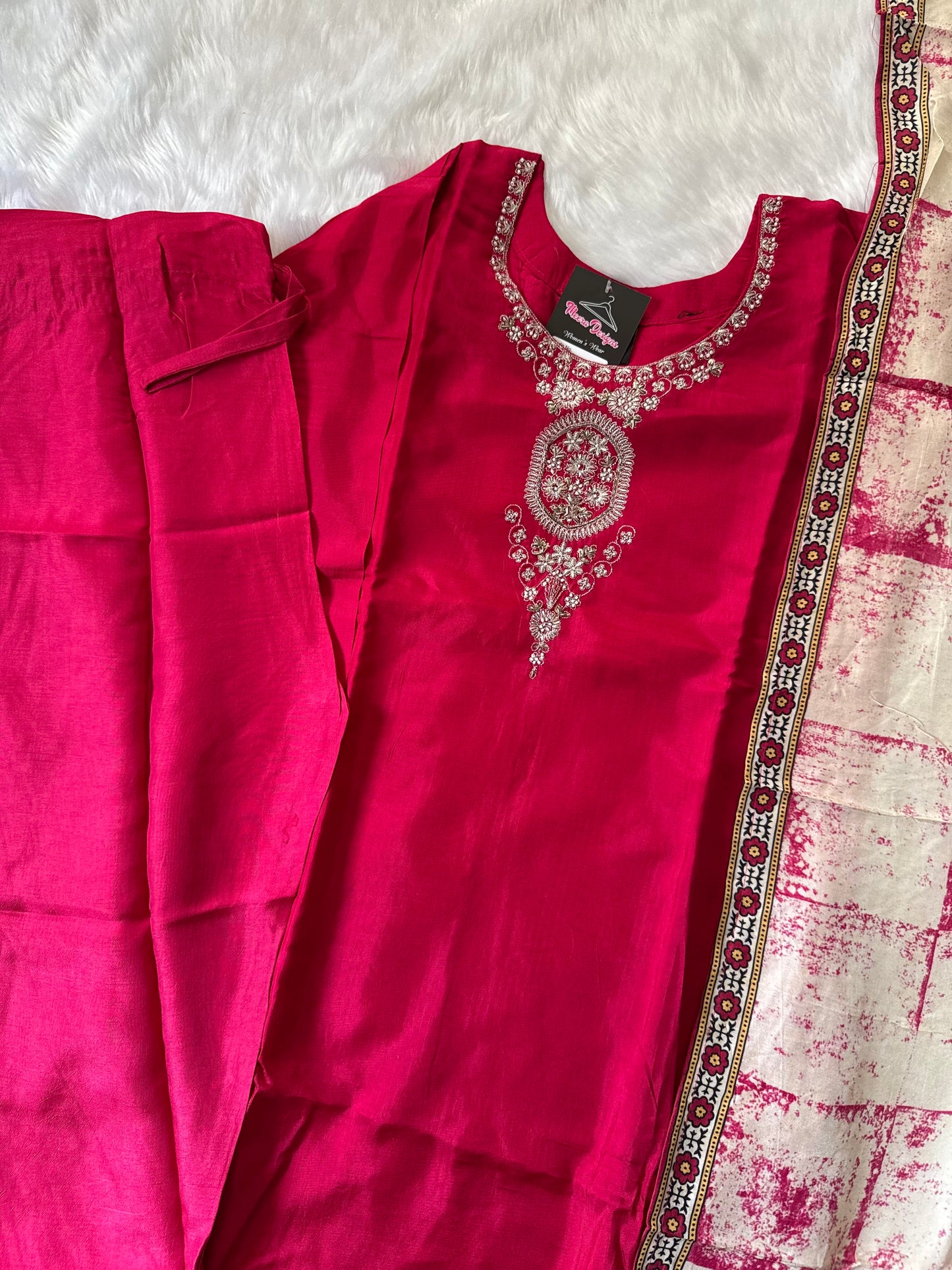 MD-148 pure maslin silk article with hend work