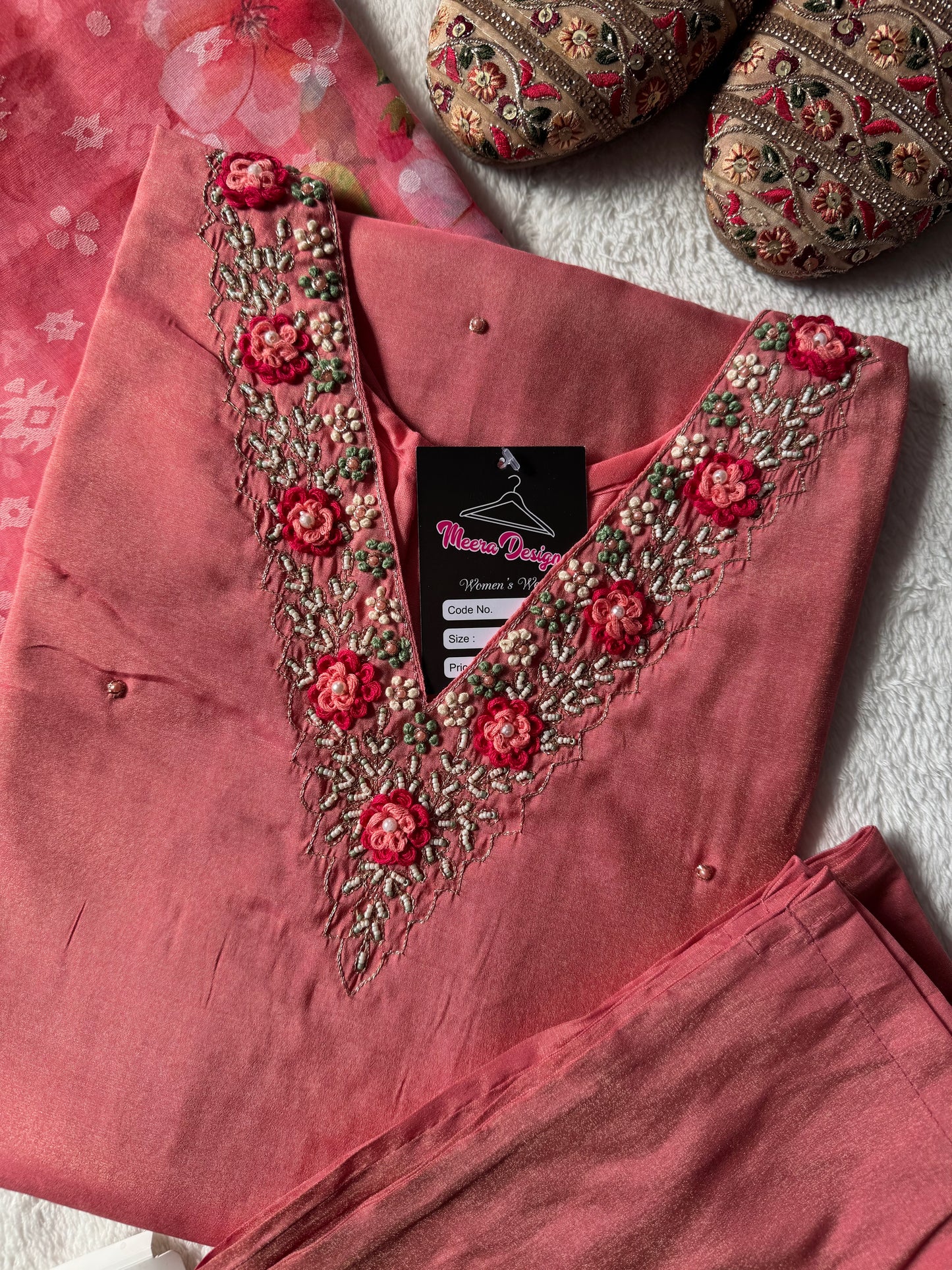 MD - 119 presenting premium tissue silk design with supur soft romen silk article