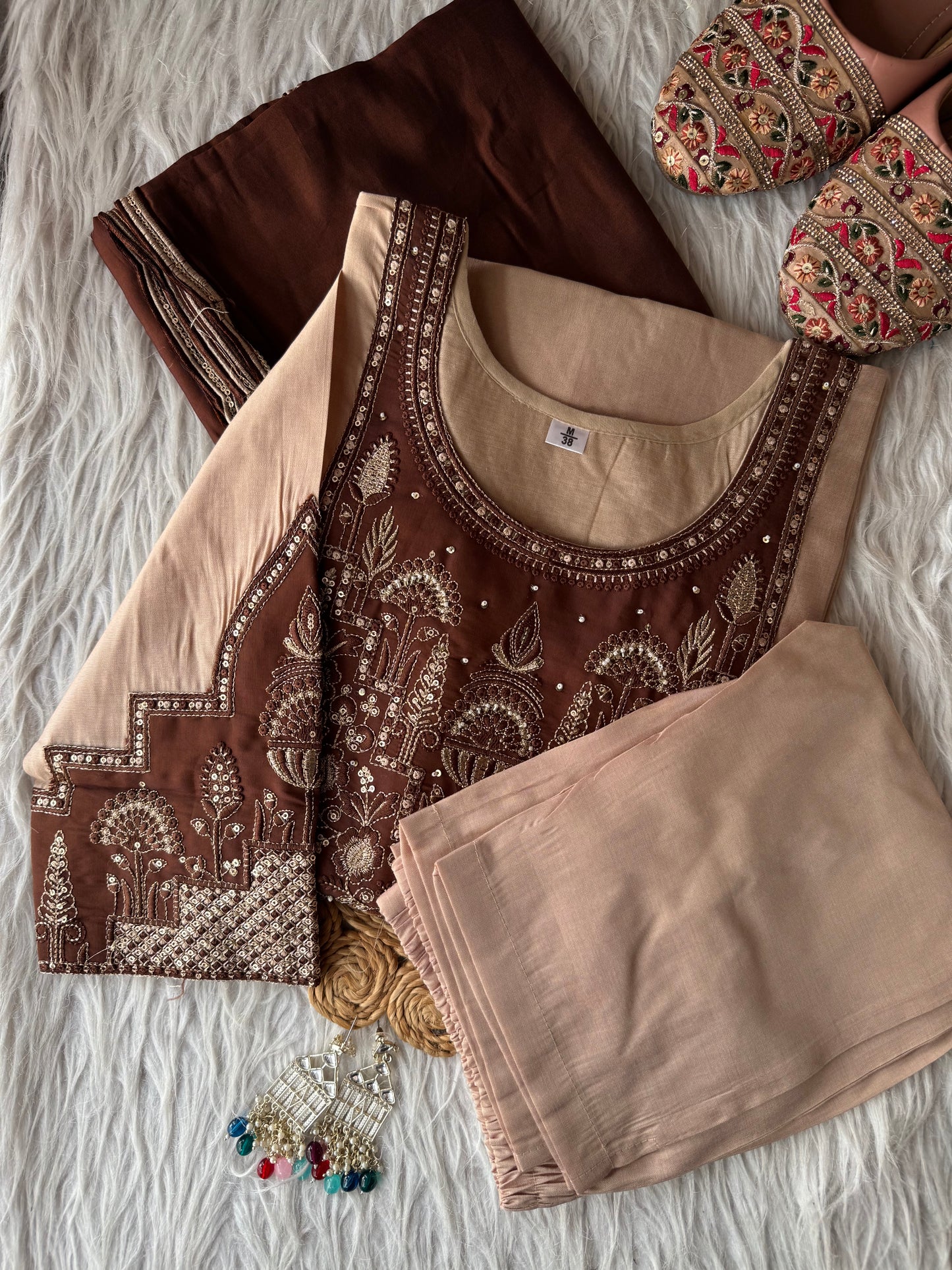 MD-278 premium kurta set embroidery and hend work