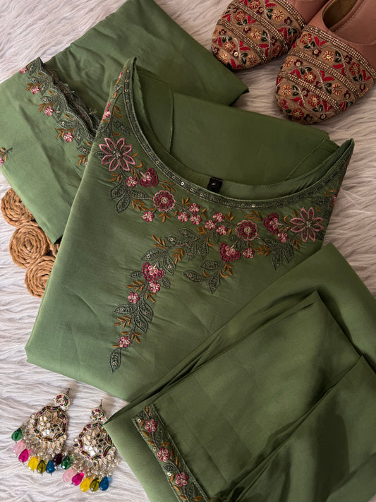 MD-214 Royal elegance in every stitch – deep plum adorned with delicate floral embroidery for a timeless festive charm."