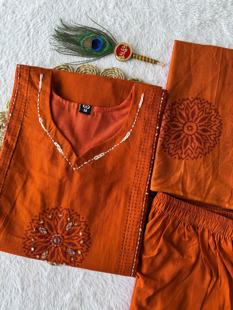 MD-226 This burnt orange set has a beautiful, warm energy—perfect for a "Sun-kissed" or "Earth-inspired" collection. Here are the best titles for this outfit 🧡💖