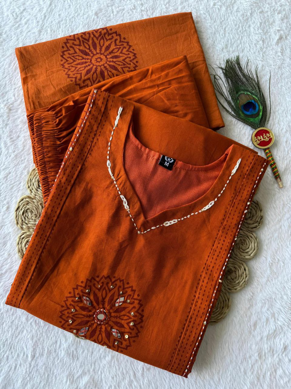 MD-226 This burnt orange set has a beautiful, warm energy—perfect for a "Sun-kissed" or "Earth-inspired" collection. Here are the best titles for this outfit 🧡💖
