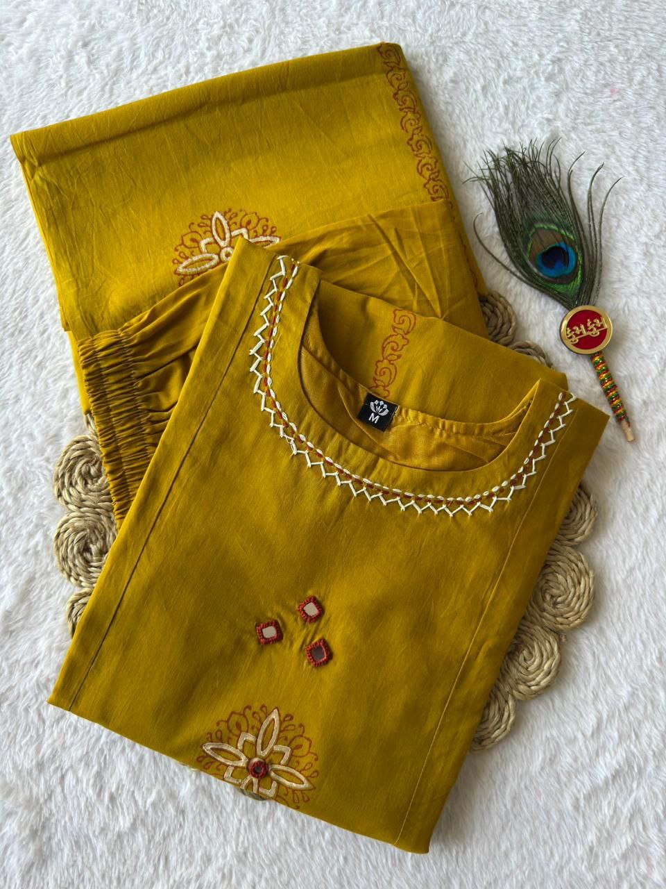 MD-236 That is a beautiful  ethnic ensemble. Depending on where you are listing it or how you are describing it, here are a few title options💥👀